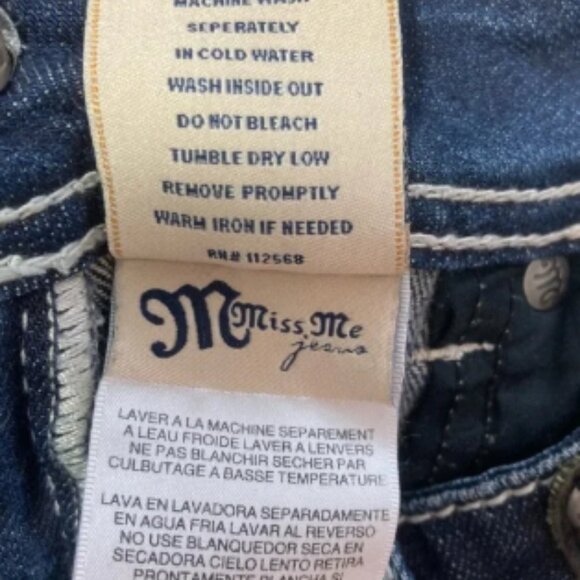 Miss Me Wing Cross Capri Jeans Stonewood Dark Wash Embellished White Top Stitch - Picture 5 of 7